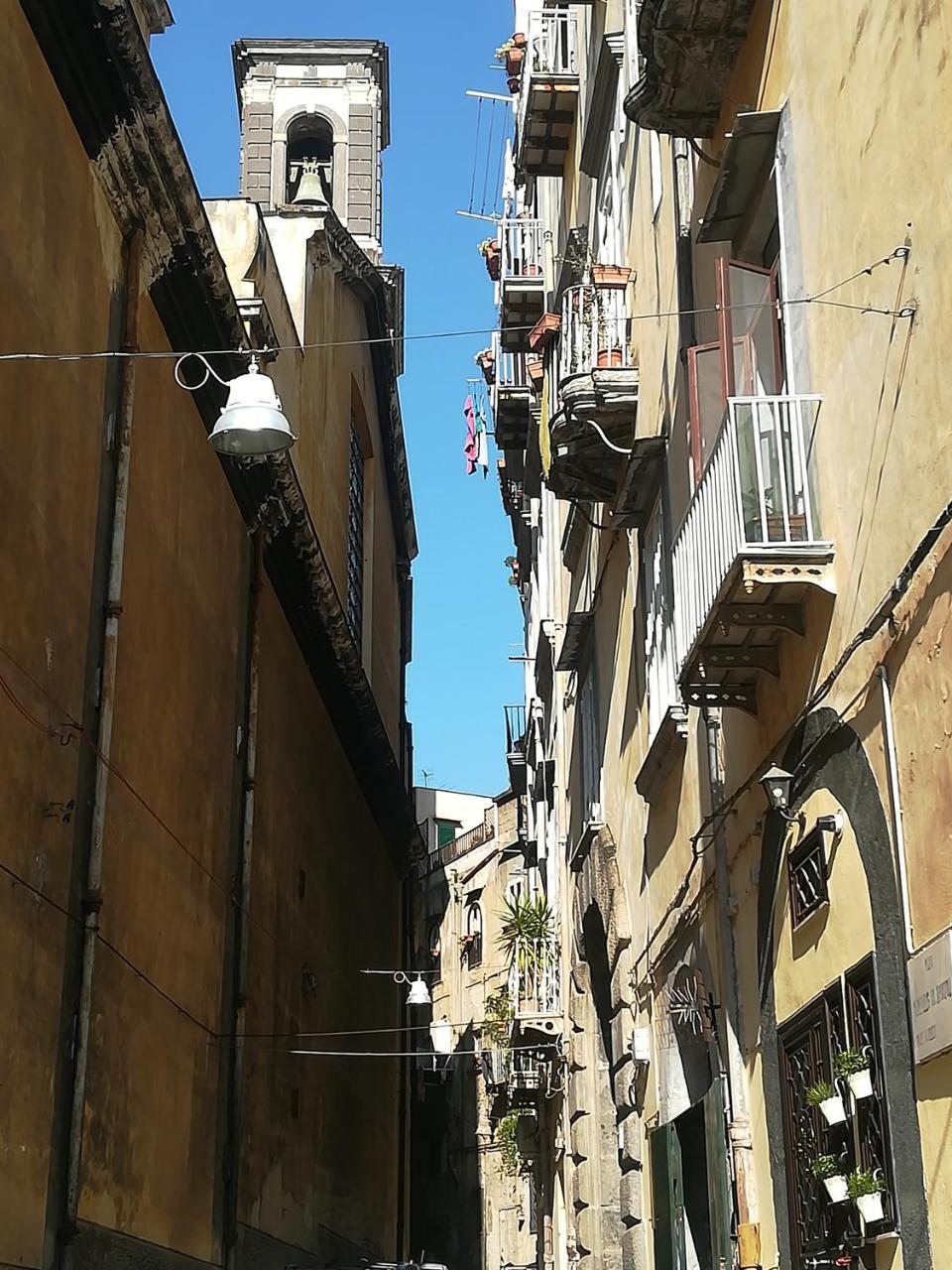 דירות נאפולי Napoesia Duomo House מראה חיצוני תמונה